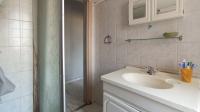 Bathroom 1 - 8 square meters of property in Pretoria Gardens