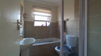 Bathroom 1 - 5 square meters of property in Chantelle