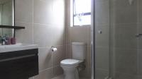 Bathroom 1 - 5 square meters of property in Olivedale