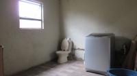 Bathroom 1 - 4 square meters of property in Protea Glen