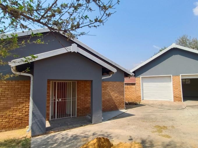 3 Bedroom House for Sale For Sale in Rensburg - MR651270