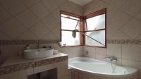 Bathroom 1 - 8 square meters of property in Dowerglen