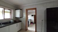 Kitchen - 19 square meters of property in Dowerglen