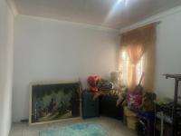 Bed Room 2 - 14 square meters of property in Lenasia