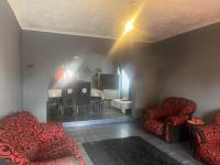 Lounges - 26 square meters of property in Lenasia