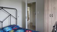 Bed Room 1 - 9 square meters of property in Mindalore