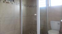 Main Bathroom - 5 square meters of property in Mindalore