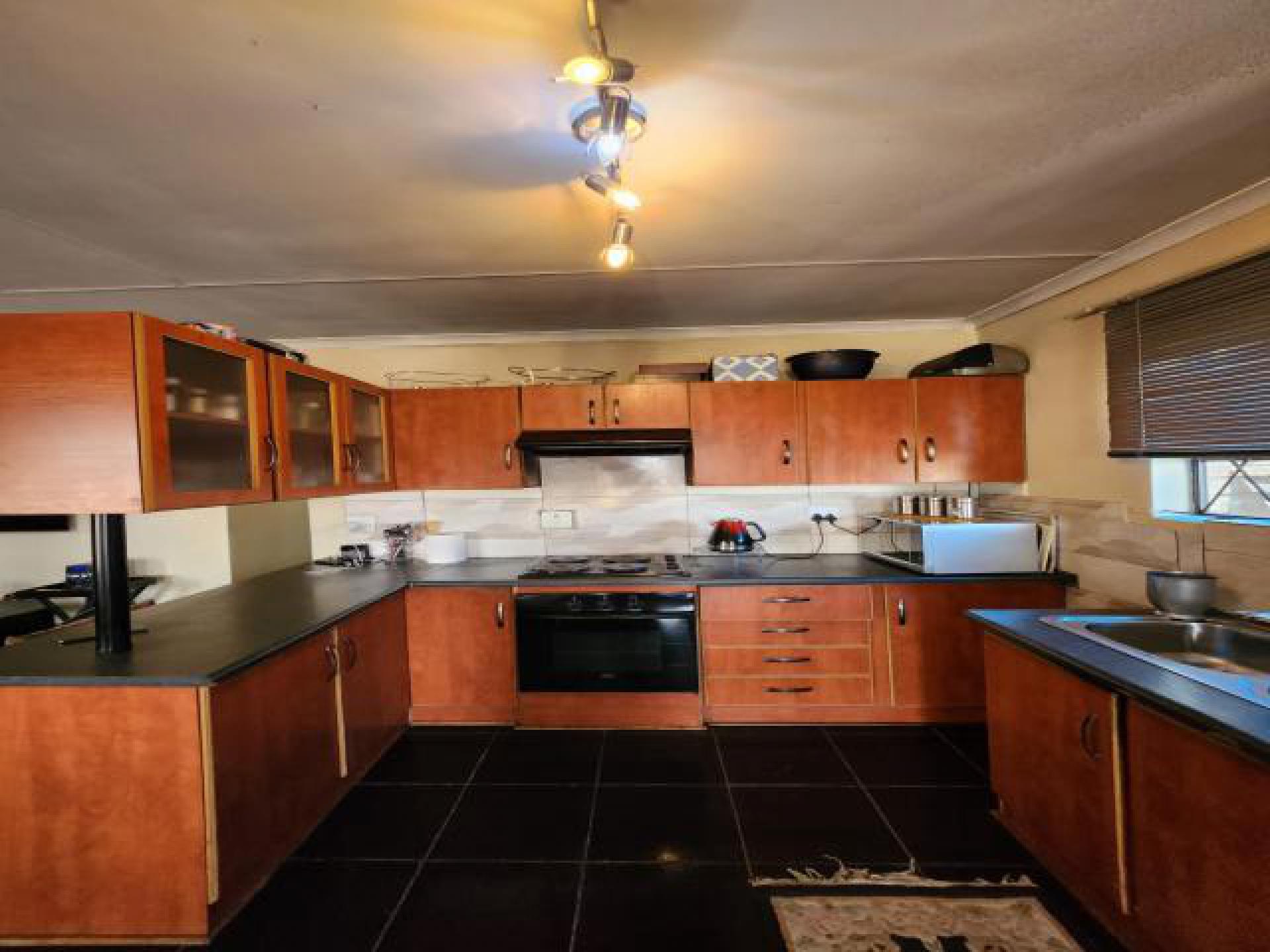 Kitchen of property in Grasslands