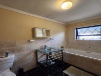 Bathroom 1 of property in Grasslands