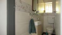 Guest Toilet - 4 square meters of property in Horison