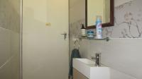 Guest Toilet - 4 square meters of property in Horison