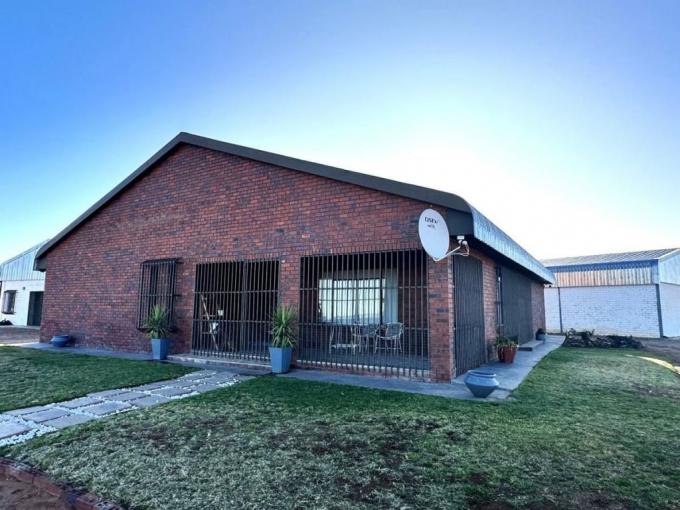 Smallholding for Sale For Sale in Upington - MR651457