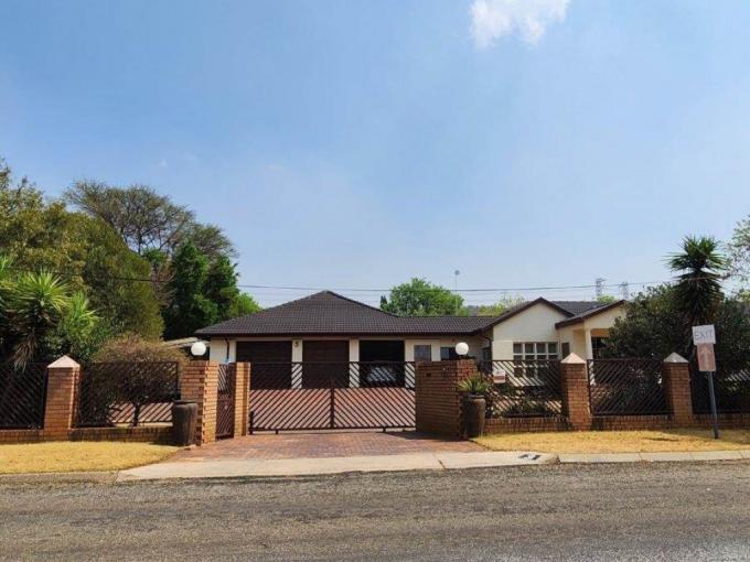 4 Bedroom House for Sale For Sale in Alberton - MR651506