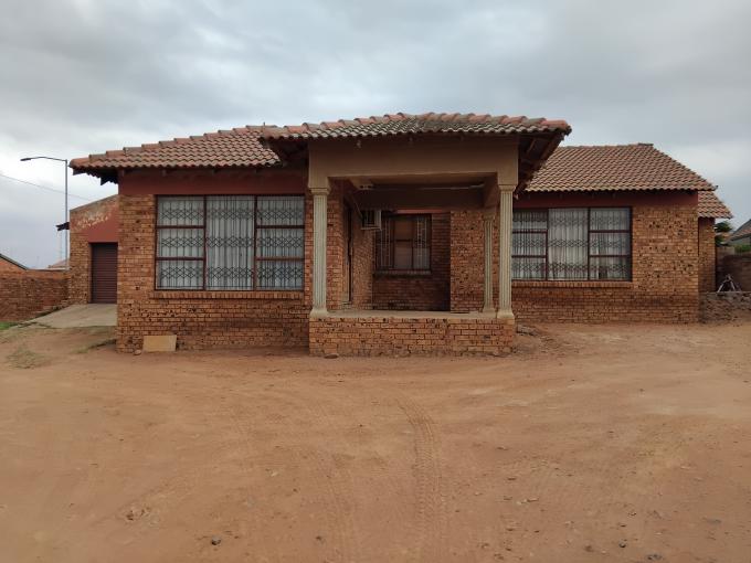 3 Bedroom House for Sale For Sale in KwaMhlanga - MR651533