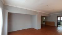 Informal Lounge - 20 square meters of property in Westdene (JHB)