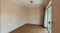 Dining Room - 8 square meters of property in Eloffsdal