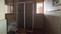 Bathroom 1 - 6 square meters of property in Eloffsdal