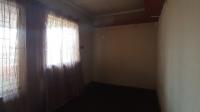 Bed Room 1 - 9 square meters of property in Eloffsdal