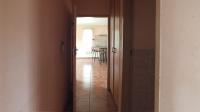 Spaces - 22 square meters of property in Eloffsdal