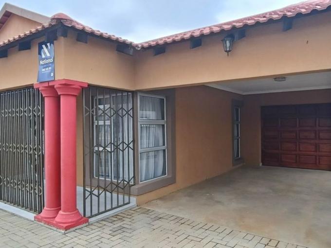 3 Bedroom House for Sale For Sale in Bloemspruit - MR651691