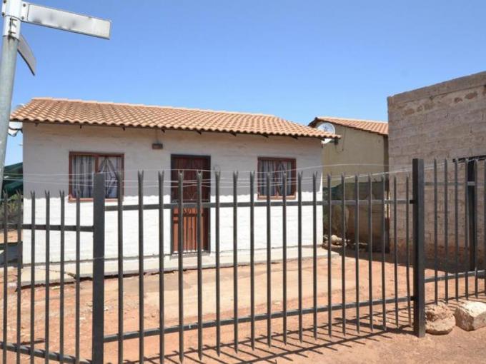 2 Bedroom House for Sale For Sale in Olievenhoutbos - MR651757