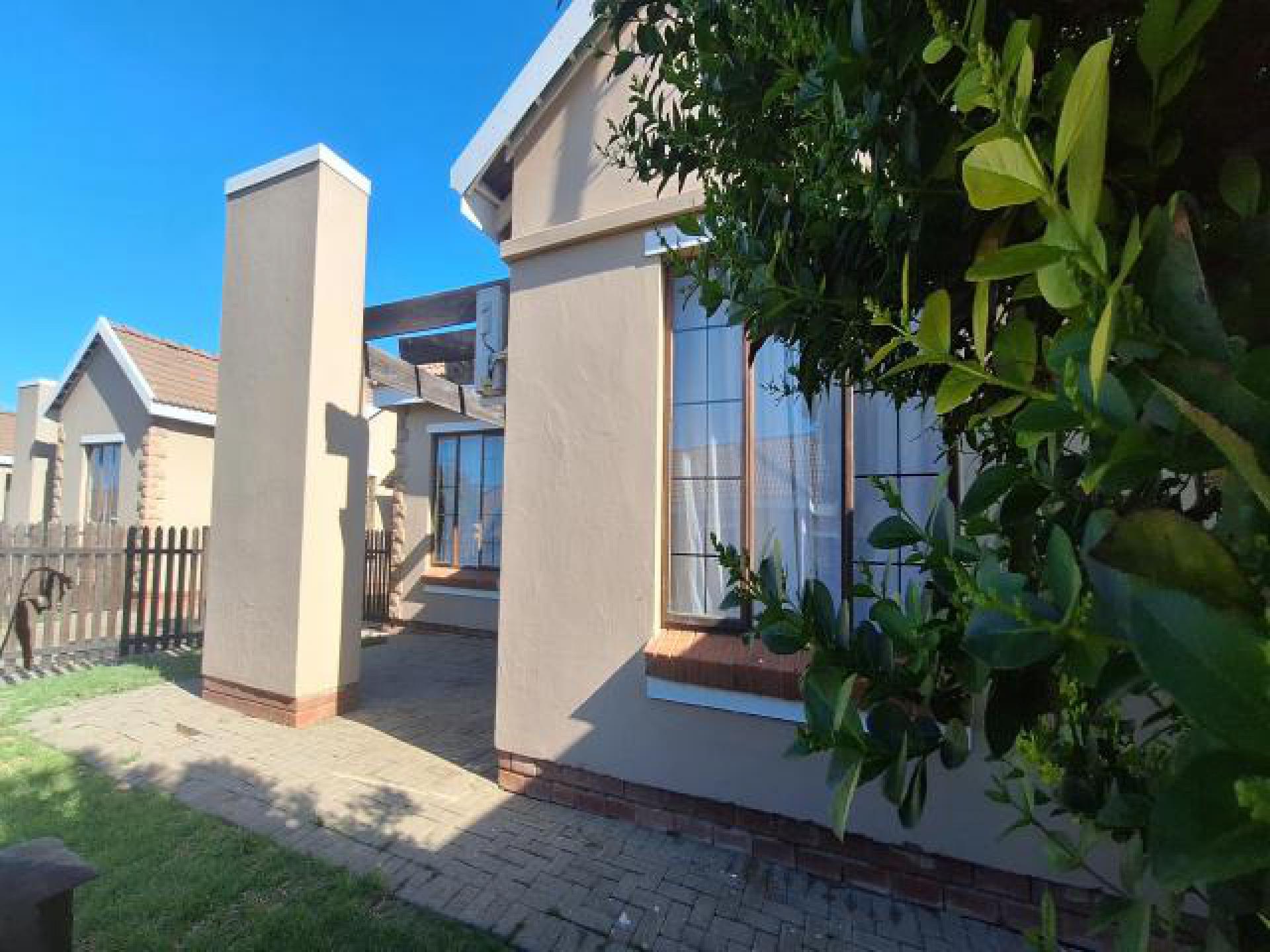 Front View of property in Bloemfontein