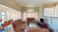 Lounges - 25 square meters of property in Amanzimtoti 