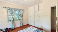 Bed Room 1 - 22 square meters of property in Amanzimtoti 