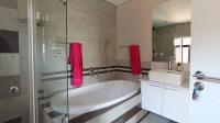 Main Bathroom - 6 square meters of property in Witkoppen