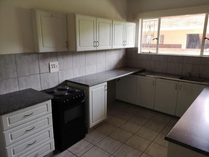 3 Bedroom Apartment to Rent in Clarendon - Property to rent - MR652062