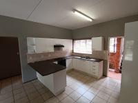 Kitchen - 14 square meters of property in Weltevreden Park