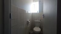 Bathroom 1 - 5 square meters of property in Eloffsdal