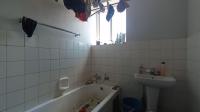 Bathroom 1 - 5 square meters of property in Eloffsdal