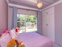 Bed Room 3 of property in Constantia Kloof