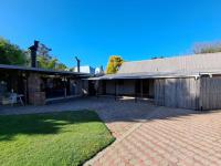  of property in Oudtshoorn