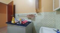 Bathroom 1 - 6 square meters of property in Silverton