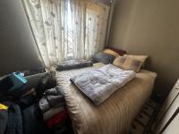 Bed Room 1 of property in Protea Glen