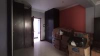 Bed Room 1 - 40 square meters of property in Florida Park