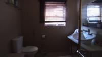 Bathroom 3+ - 22 square meters of property in Florida Park