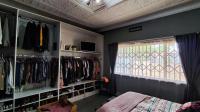 Bed Room 1 - 19 square meters of property in Alberton