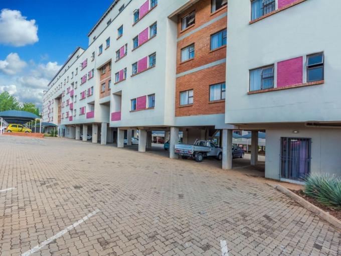 2 Bedroom Apartment for Sale For Sale in Die Hoewes - MR652501