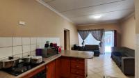 Kitchen - 8 square meters of property in Elspark