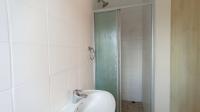 Main Bathroom - 3 square meters of property in Amanzimtoti 