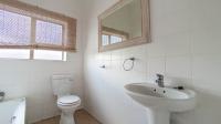 Bathroom 1 - 5 square meters of property in Amanzimtoti 