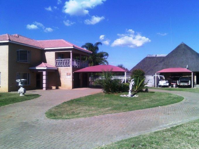 Smallholding for Sale For Sale in Waterkloof (Rustenburg) - MR652741