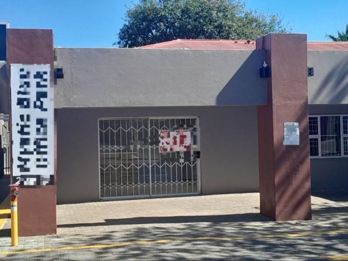 Commercial to Rent in Rustenburg - Property to rent - MR652761