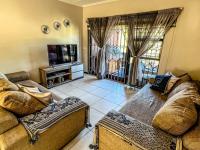  of property in Glenvista