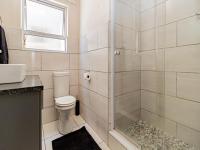 Main Bathroom - 6 square meters of property in North Riding A.H.