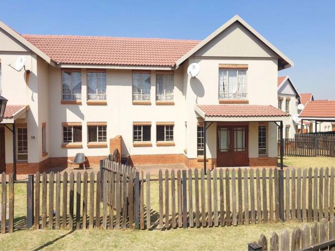 3 Bedroom Duplex for Sale For Sale in Brookelands Lifestyle Estate - MR652956