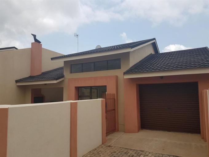 2 Bedroom Simplex for Sale For Sale in Polokwane - MR652963